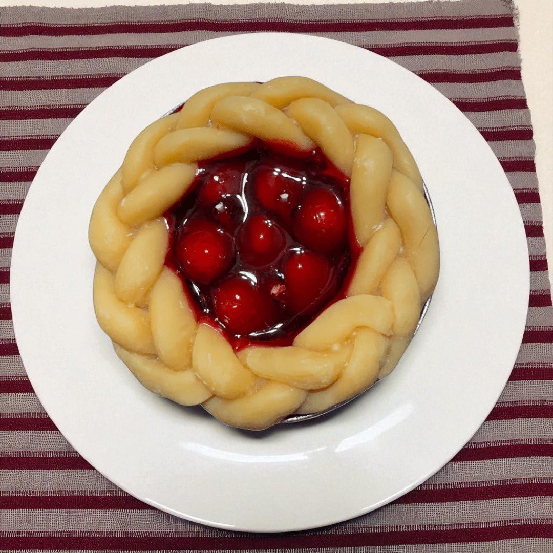 5" Holland Strawberry Festival Pie Candle - Turtle Creek Candle Shop