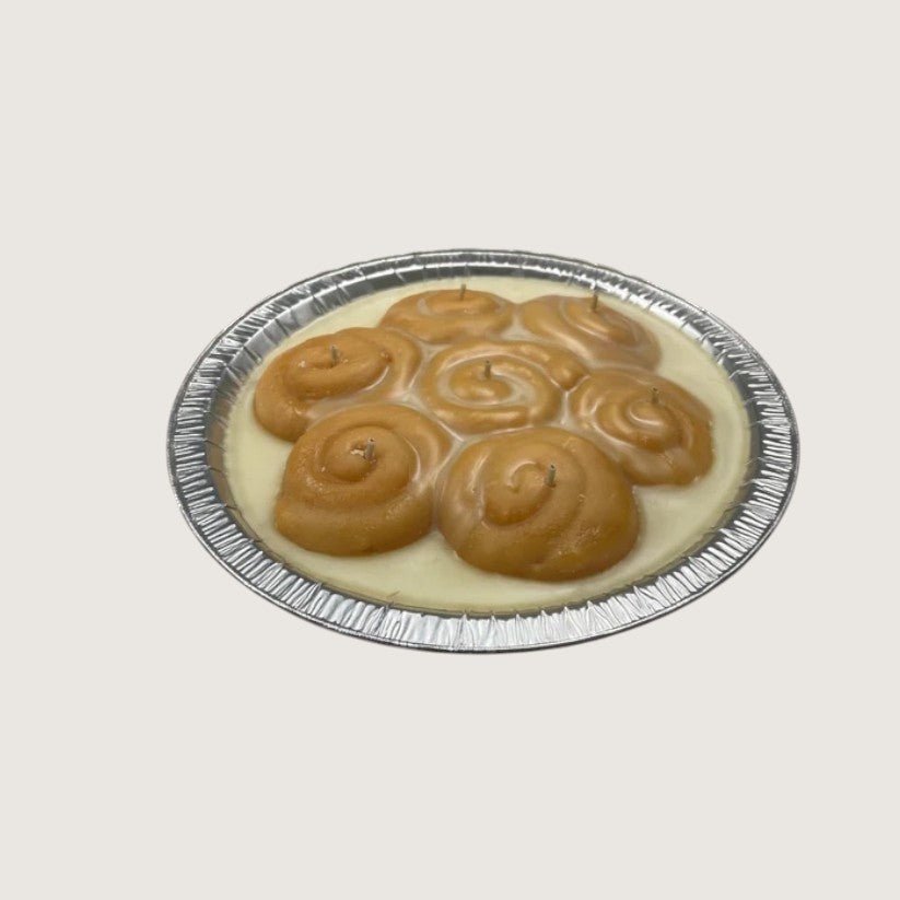 9" Great Lakes Cinnamon Roll Candle - Turtle Creek Candle Shop