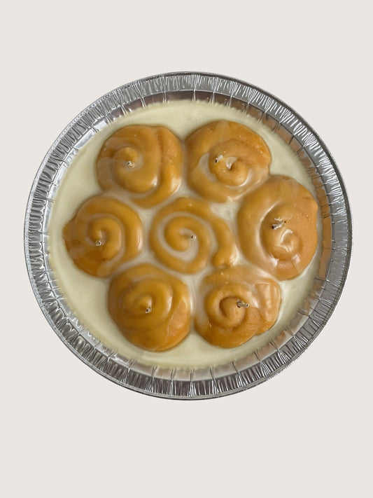 9" Great Lakes Cinnamon Roll Candle