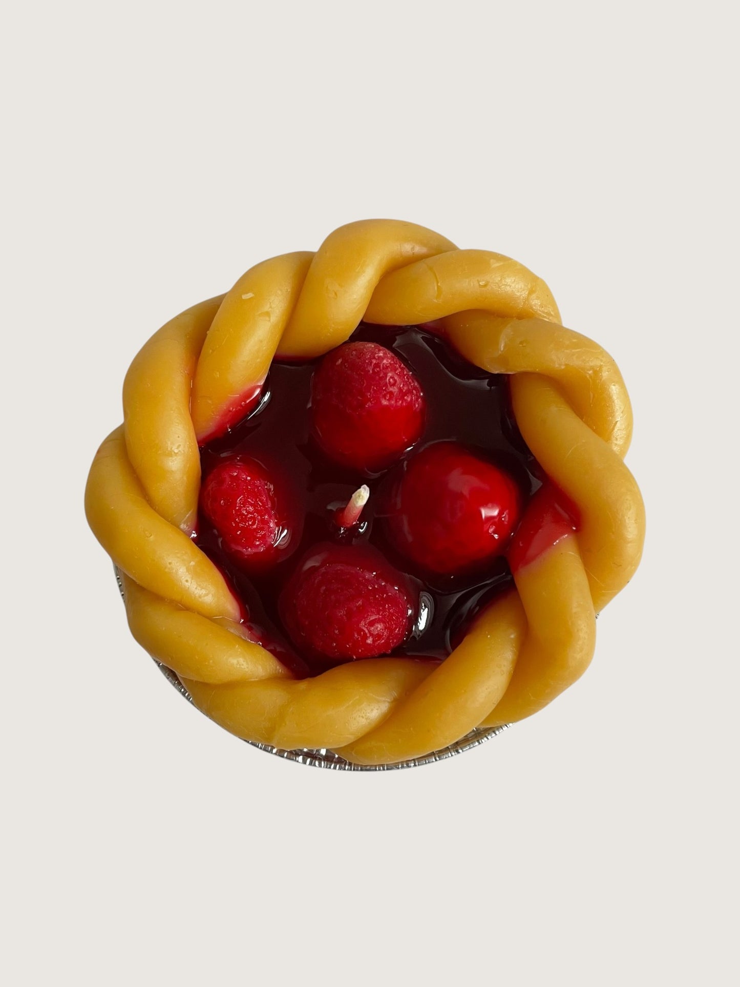 3" Holland Strawberry Festival Pie Candle